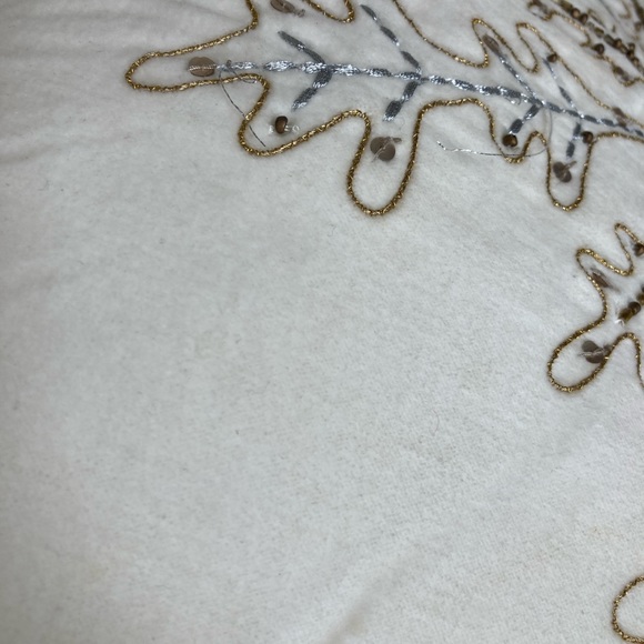 White velvet with gold and silver snowflake design winter accent pillow - Picture 3 of 5